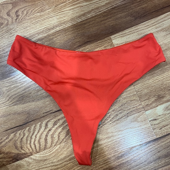 H&M red microfiber thong bikini bottom - Picture 1 of 4